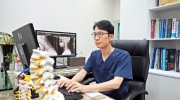 [교수신문][메디톡] 목보다 손이 먼저 이상하…