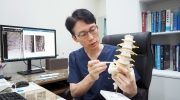[하이뉴스] 척추관협착증 방치하면 마비까지, …
